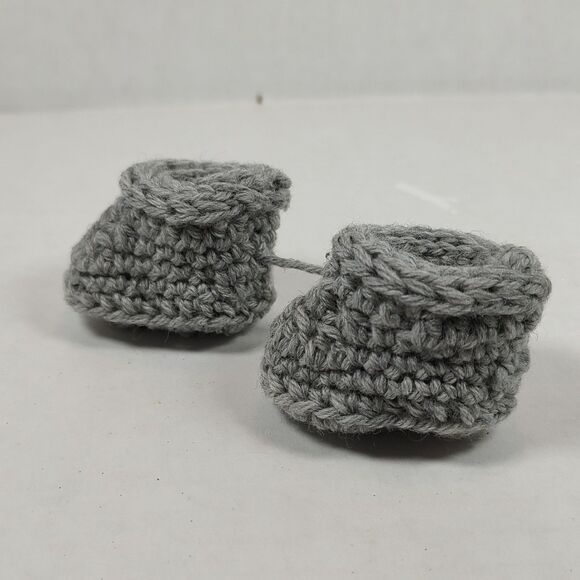 Handmade Crochet Baby Booties Soft Gray Newborn Preemie Shoes Shower Gift New - Picture 4 of 16